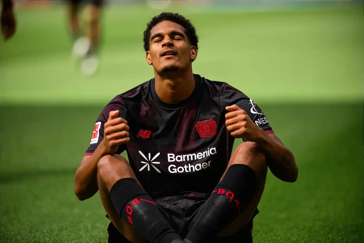 Leverkusen nhận thất bại ngày ra quân Bundesliga