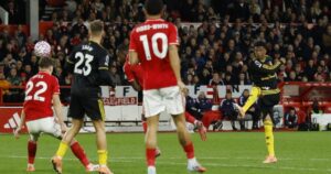 MU bị tố 'mua tài' sau trận hòa tranh cãi với Nottingham Forest