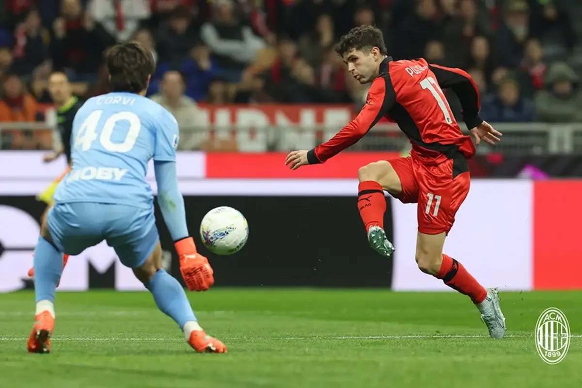 AC Milan áp đảo nhưng không hiệu quả
